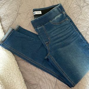 Old Navy Rockstar Super Skinny Jeggins